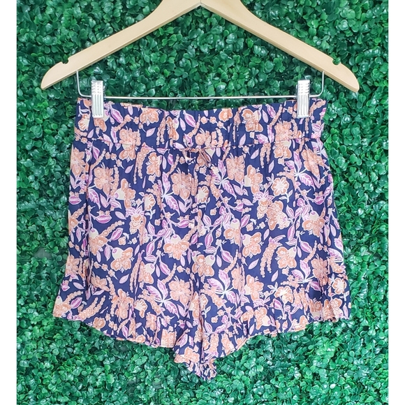 8. J.Crew Cotton voile ruffle short in painted block print - Picture 4 of 7